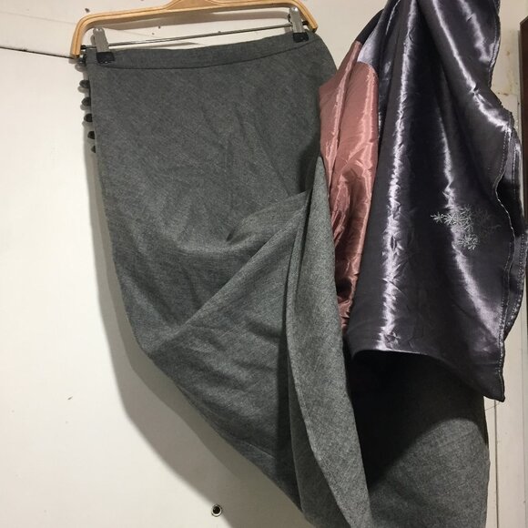 VINTAGE TRISTAN & ISEUT WOOL MAXI SKIRTS SIZE 8 - Picture 13 of 16